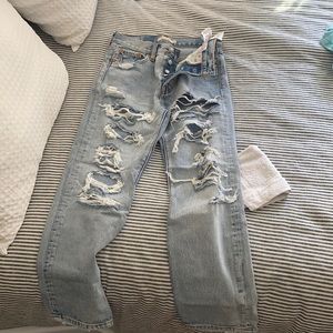 Levi’s boyfriend jeans 26